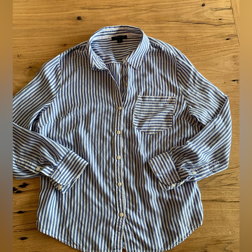 Tommy Hilfiger Blue Stripe Button Down Shirt Women’s Size 10 Preloved‎